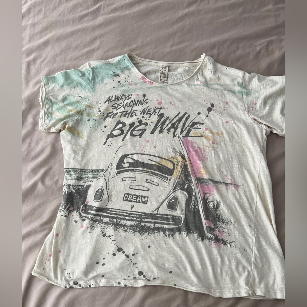 Magnolia Pearl Tee Shirt